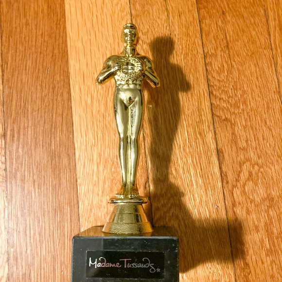 Must Go‼️ Brand New Madame Tussauds Oscar Award. Read Description Below - Picture 2 of 4